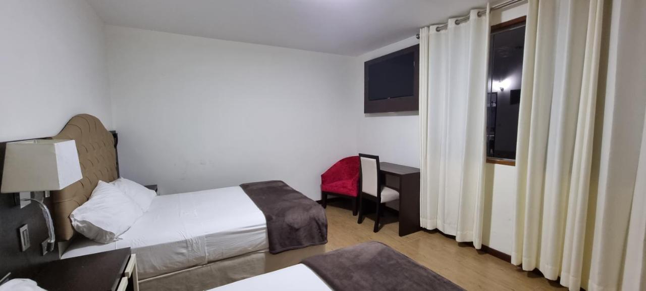 Hotel Imperio Real Trujillo Ngoại thất bức ảnh