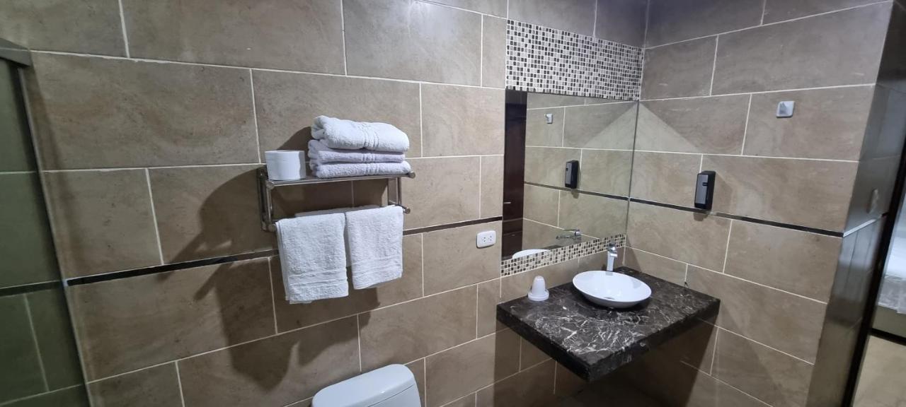 Hotel Imperio Real Trujillo Ngoại thất bức ảnh